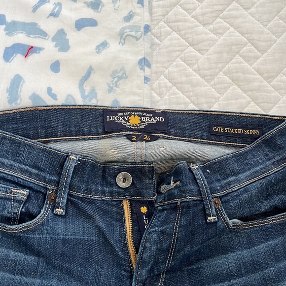 Lucky Brand jeans, size 26, medium dark wash - Picture 3 of 3